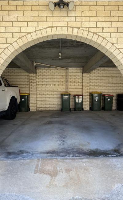 Undercover parking space close to Scarborough foreshore