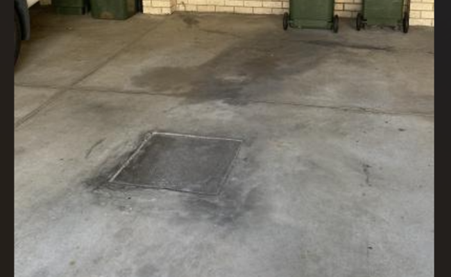 Undercover parking space close to Scarborough foreshore
