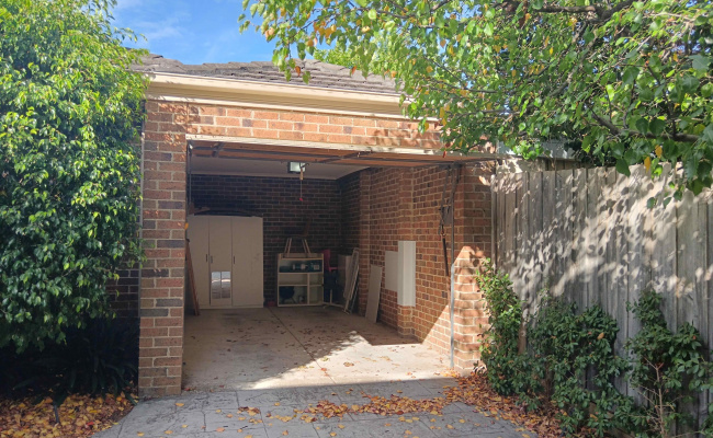 Secure Carpark & Storage Space - Prime location, Great value!