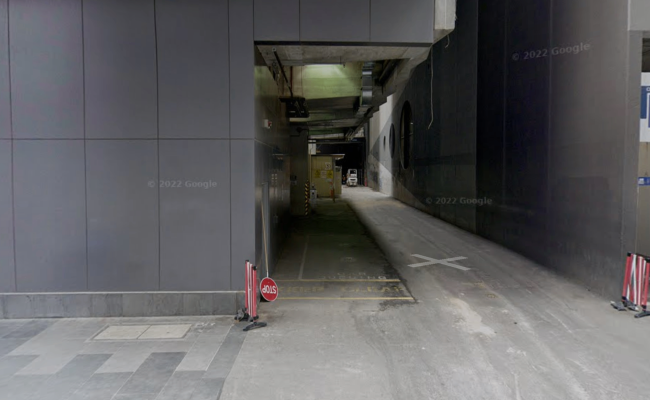 Secure Car Stacker with Easy Access in Prime Location