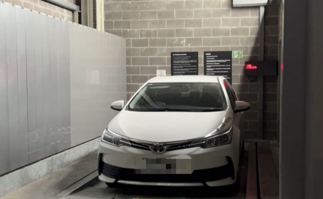 Melbourne - Secure Car Stacker Parking near Queen Victoria Market, Aldi, RMIT Uni, State Library
