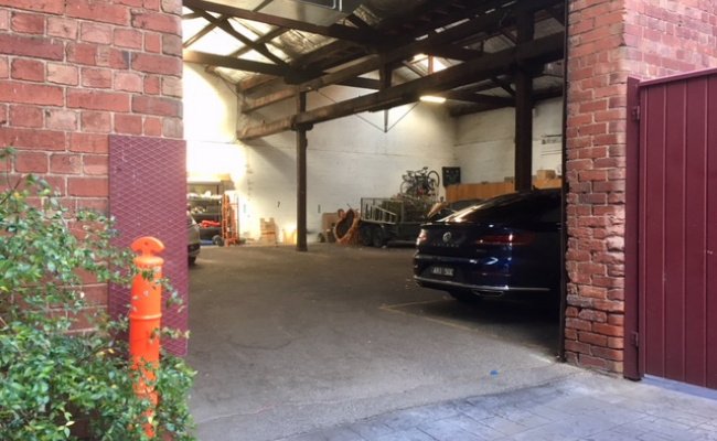 Melbourne - Rapid Access CBD Parking near QVM