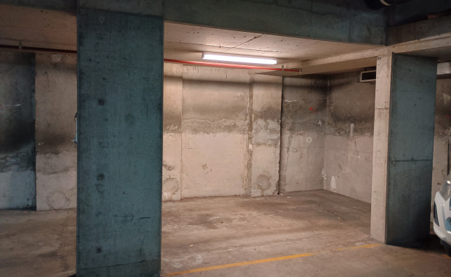 Secure Undercover Parking near Central Station