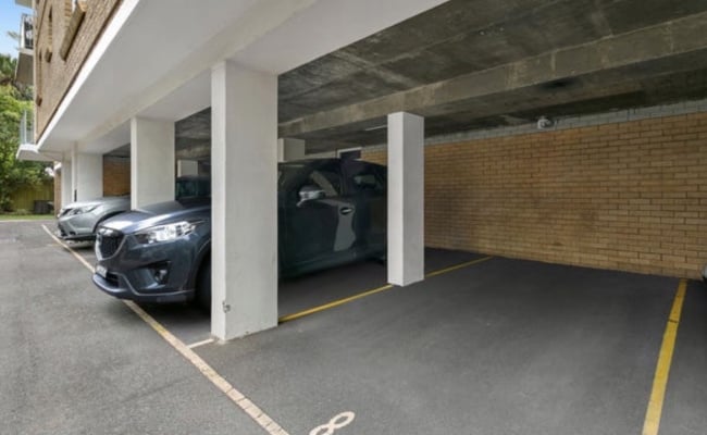 Easy Access Parking Space in Prime Crows Nest Location