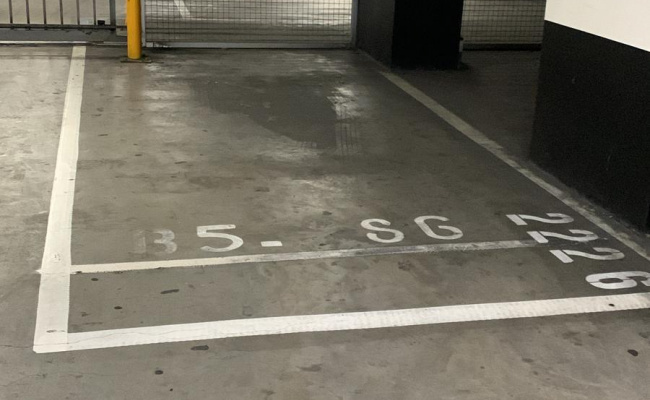 Convenient and safe parking space available now