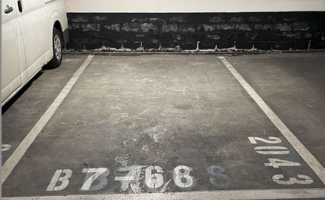 Excellent parking at 163 Exhibition Street