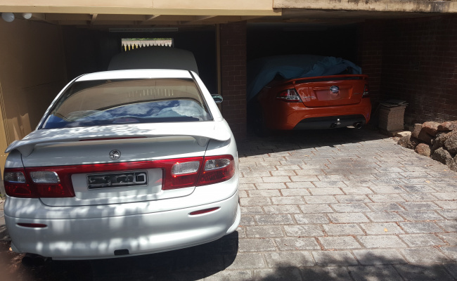 Easy & High access drive-in undercover car park with power point