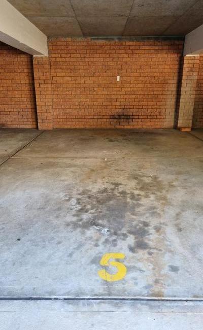Great parking near Eastwood station