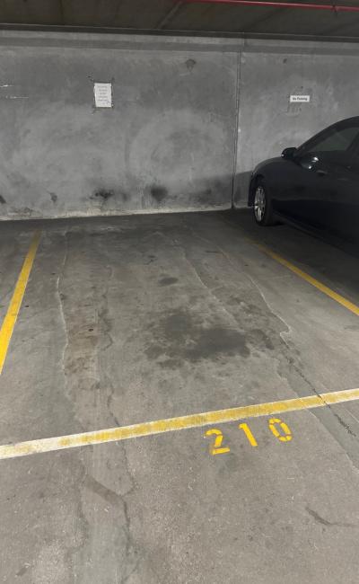 St Kilda - Secure Indoor Parking in the heart of St Kilda