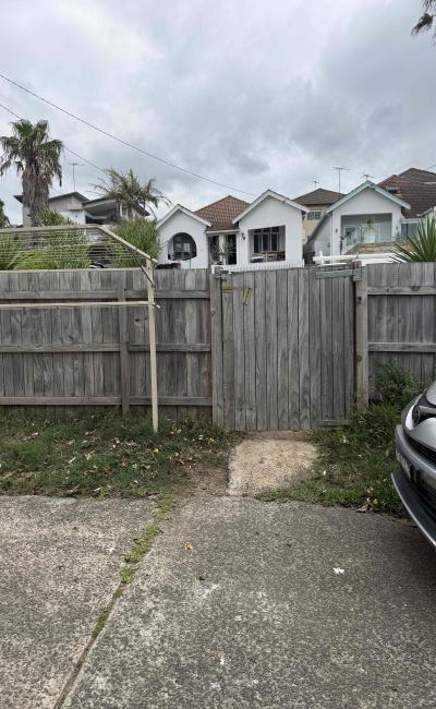 Great parking near Bondi/Tamarama beaches