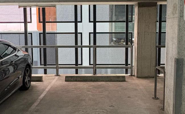 Spacious parking lot at Franklin Lofts in the middle of RMIT campus