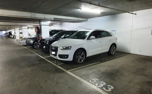 Melbourne City - Secure and Convenient - Indoor Parking in the CBD - BAY 533