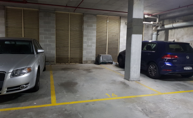 Covered Parking in Chatswood just 5 min to station
