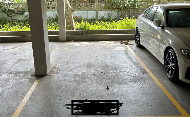 Great secure parking close to CBD, Eastern Suburbs and public transport.
