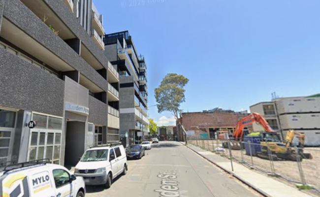 Great parking spot near Chapel street