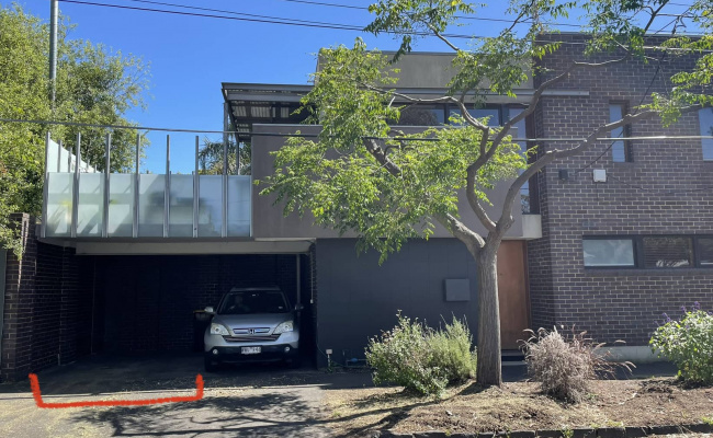 Convenient parking in Richmond, two min from Bridge Road and five min from Church Street!