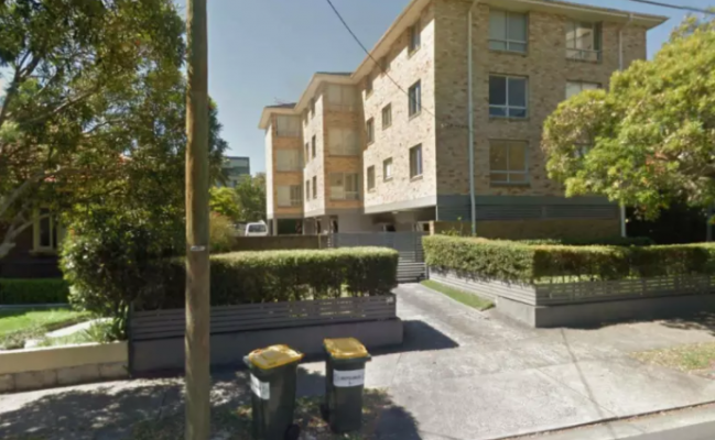 Cremorne - Secure Open Parking close to Military Road