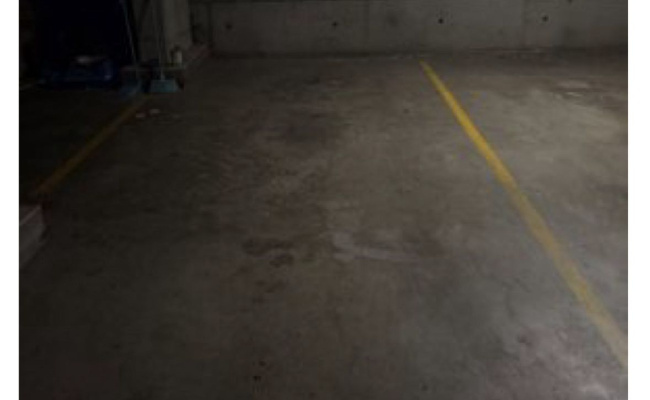 Great parking next to Redfern train station (5min walk)