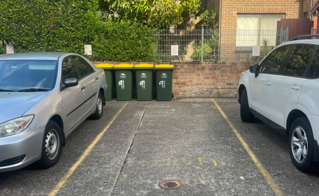 Great Parking Space in Waverly/Randwick
