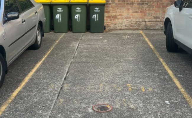 Great Parking Space in Waverly/Randwick