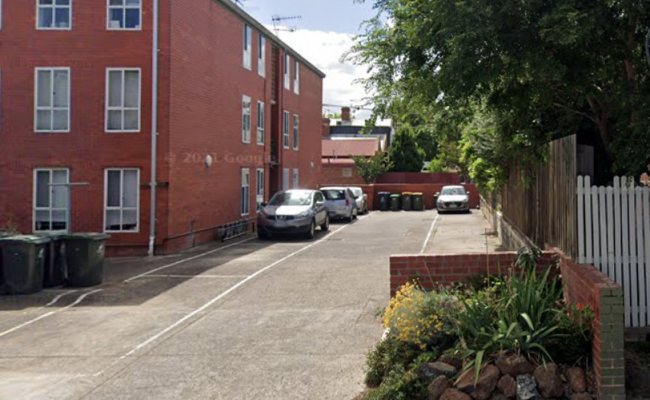 Accessible Outdoor Carpark in Abbotsford close to CBD, Collingwood Train Station, and Hoddle Street.