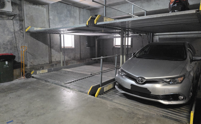 Secured parking spot in the heart of Bondi Beach
