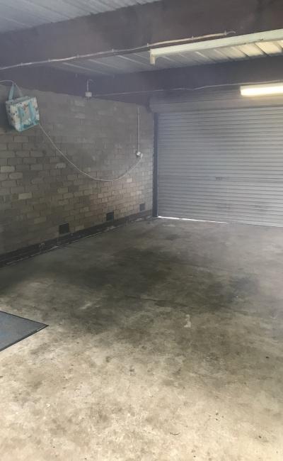 Ideal for storing car/motorbikes