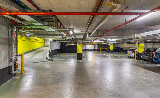 Secure Monthly Unreserved Parking on Glenferrie Road