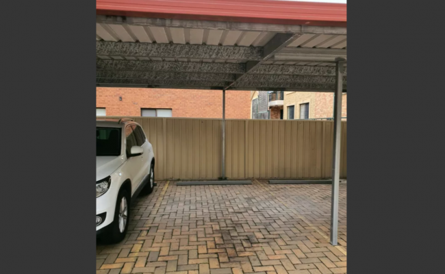 Hurtsville - Secure Carport Parking near Private Hospital