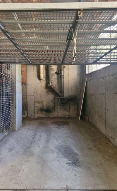 Safe lock-up garage near CBD/Crown St
