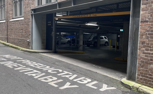 Fantastic SECURE underground car space 5 min walk from Central Station and Hyde Park