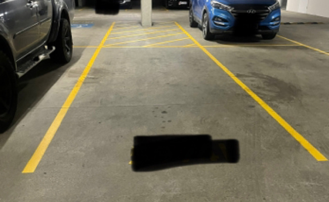Great parking space near University of canberra