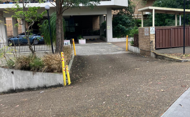 Parramatta - Parking close to Westfields and Parramatta Train Station