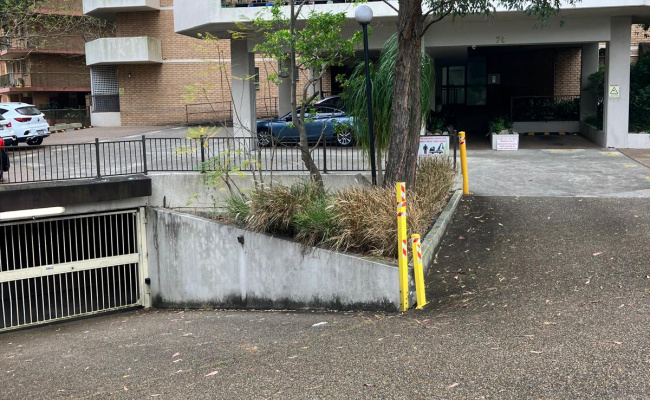 Parramatta - Parking close to Westfields and Parramatta Train Station