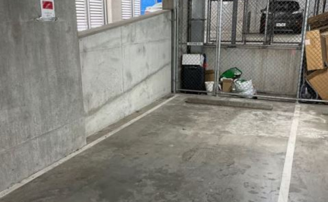 Great Parking Space near CBD