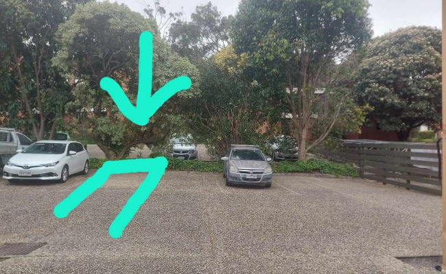 Off street parking, safe residential area, next to 57 tram and 402 bus stop