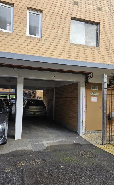 Residents only open car park North melbourne