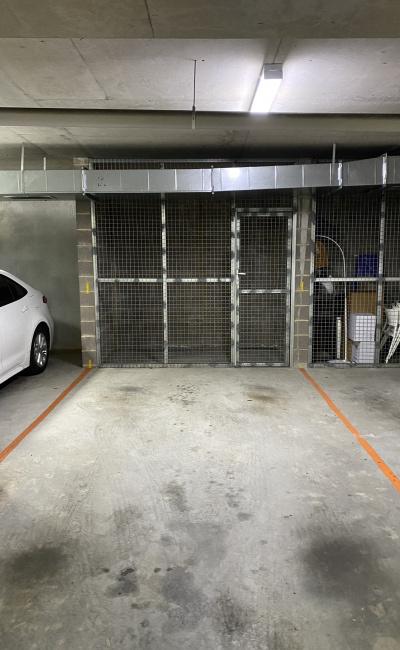 Secured parking space near Artarmon station
