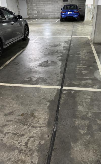 Secured car space in Melbourne CBD near to tram station and Southern cross station