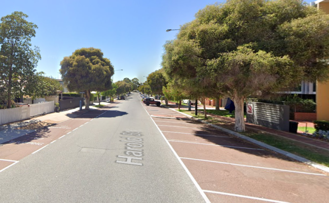 Secure parking space 100m from Beaufort St