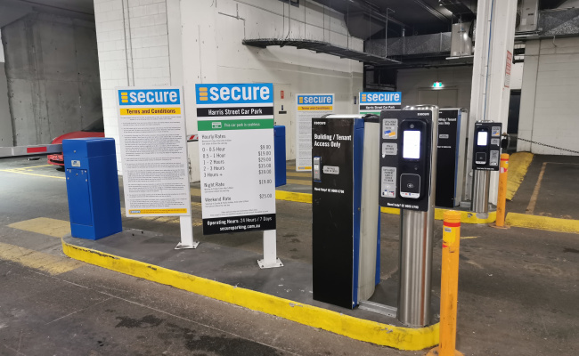 Secure car park in Pyrmont near Darling Harbour