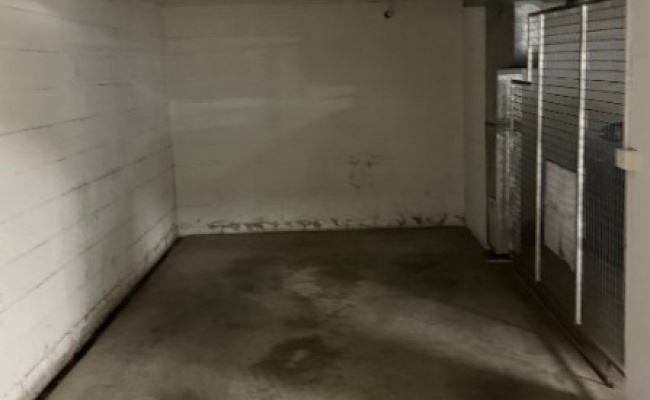 Cremorne - Secure Undercover Parking Near Neutral Bay Village