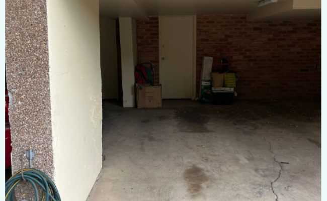 Parking space available near Enmore Rd., off London st.