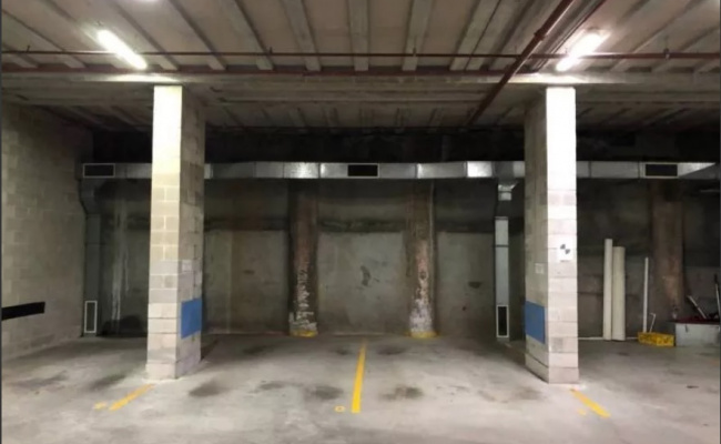 Chatswood - Parking next to Chase Shopping Centre