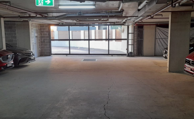 Safe Parking Space in Hawkesbury Road westmead