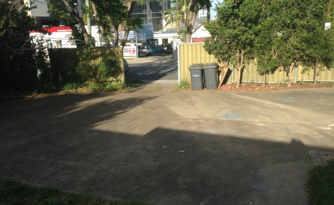 Great 24/7 access parking space close to CBD #4
