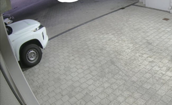 Great undercover secure parking space Hay Street