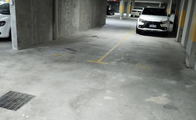 Perth - Secure Basement Parking near RED CAT Stop