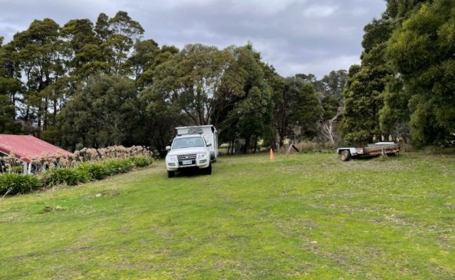 Deviot - Large Outdoor Parking for Caravans, Trailers or Boats