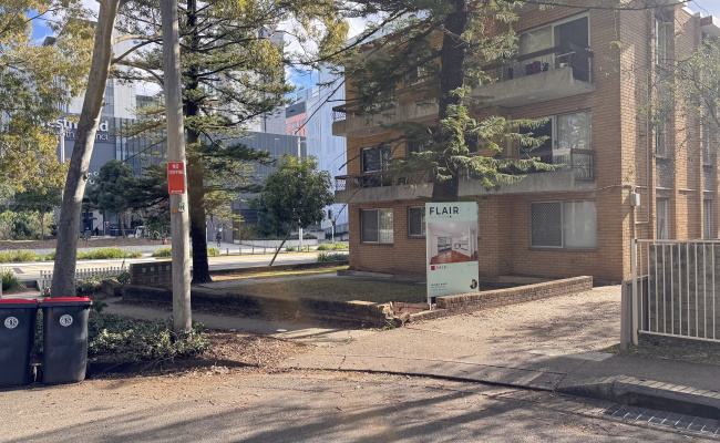 Westmead - Outside Reserve Parking Near Hospital & Train Station